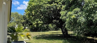 Serene 3-bedroom house with AC in Fort Lauderdale