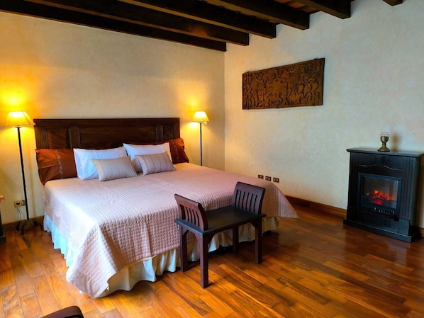 1 bedroom, iron/ironing board, bed sheets