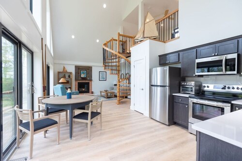 Boathouse Sacandaga Lake<br>It doesn’t get any better