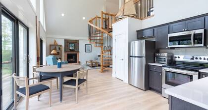 Boathouse Sacandaga Lake<br>It doesn’t get any better