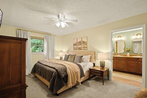 4 bedrooms, travel cot, free WiFi