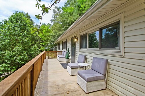 4Bd/3Bth Family Friendly Home for 12 | Hot Tub