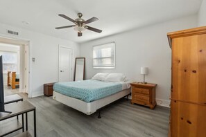 3 bedrooms, WiFi - Richardson Home Near SMU/ Dallas (Richardson)