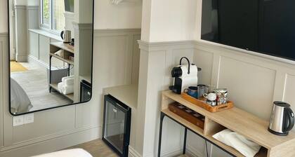 Newly refurbished: The Cabin at No. 12