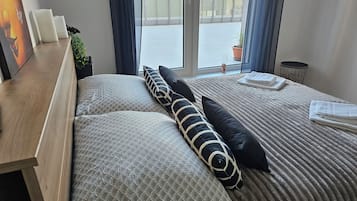 1 bedroom, iron/ironing board, free WiFi, bed sheets