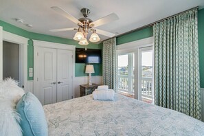 3 bedrooms, iron/ironing board, travel cot, WiFi