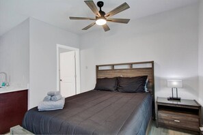 1 bedroom, WiFi, bed sheets