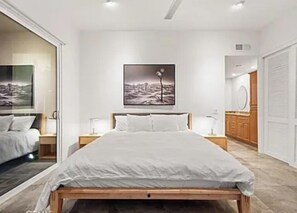 2 bedrooms, iron/ironing board, WiFi, bed sheets - Mid-Century Luxury Retreat in Avondale Golf Club – Your Fall & Winter Getaway! (Palm Desert)