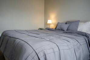 3 bedrooms, WiFi, bed sheets