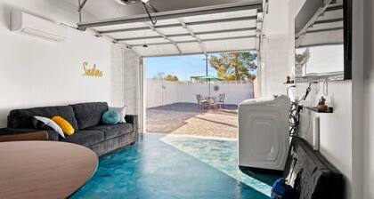 Chic Casita Living in Phoenix!