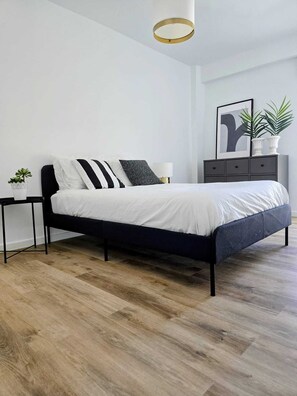 1 bedroom, WiFi, bed sheets