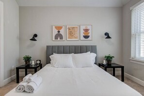 2 chambres, bureau, Wi-Fi, draps fournis