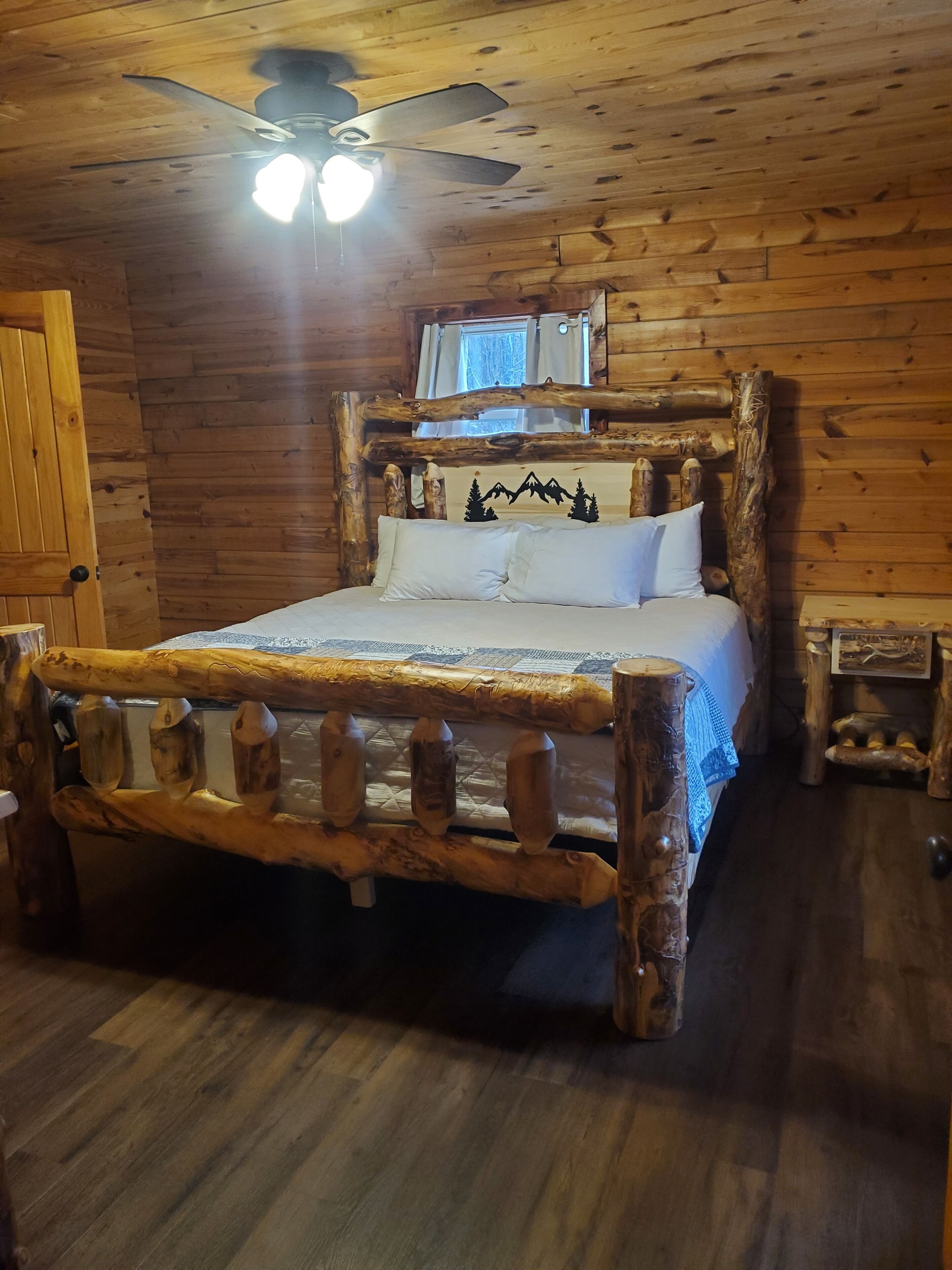 2 多间卧室、WiFi、床单