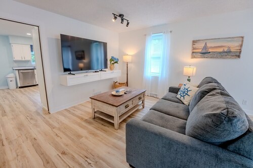 The Nantucket Nook @ Pine Lake