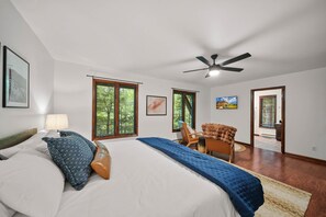 4 bedrooms, free WiFi, bed sheets