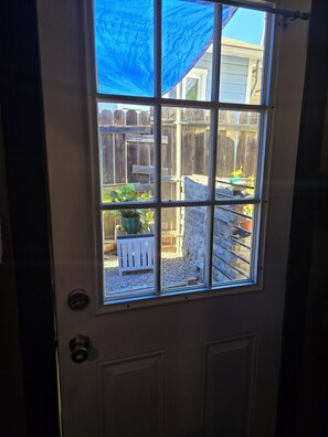 Interior - Tranquil 2-bedroom Casita (Los Angeles)