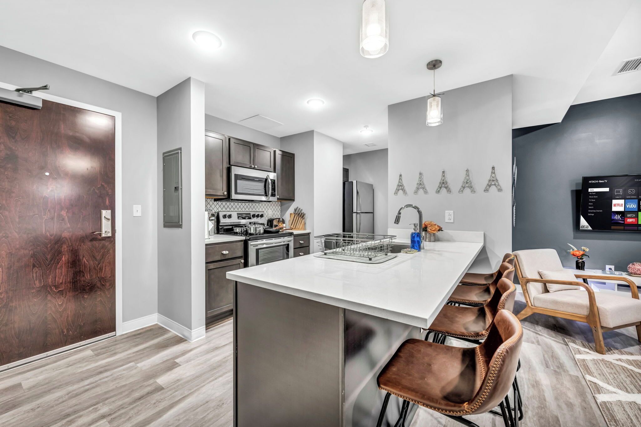 Réfrigérateur, plaque de cuisson, lave-vaisselle