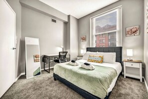 1 chambre, fer et planche à repasser, lit parapluie, Wi-Fi