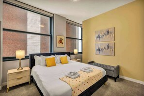 1 bedroom, desk, iron/ironing board, WiFi