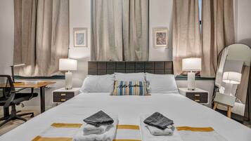 1 sovrum, skrivbord, strykjärn/strykbräda och wi-fi