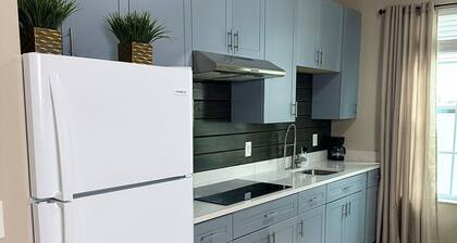 Enjoyable 2-bedroom apartment with AC in St. Cloud