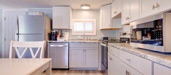 New Remodeled 2-bdrm Adorable Home in Mesquite, Nevada