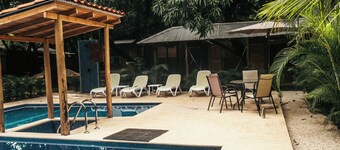 Cozy Bunk Stay Guanacaste 1R3• Forest Vibes • Shared Bath • Real Retreat