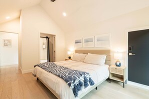 5 Schlafzimmer, Bügeleisen/Bügelbrett, kostenloses WLAN, Bettwäsche