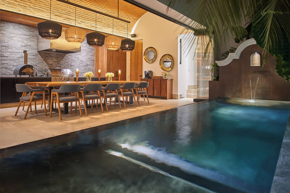 Casa Campanas | 客廳 | 70 吋智能電視連有線電視頻道