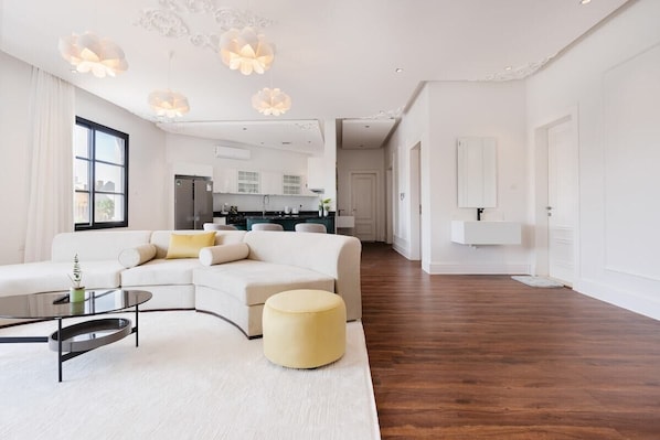 Apartment (1 Bedroom) | Front of property