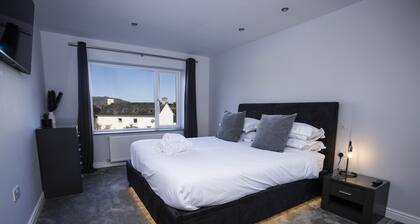 Fellside Hideaway - sleeps 6 guests in 3 bedrooms