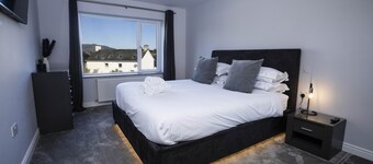 Fellside Hideaway - sleeps 6 guests in 3 bedrooms