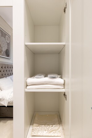 Apartment (1 Bedroom) | Interior - A Beautiful one BR Apartment With a Living Room (Madinah)