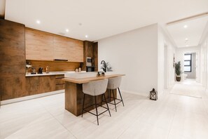 Apartment (3 Bedrooms) | Interior - Lovely & Spacious Three Bedroom Flat in Alnarjis (Riyadh)