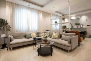Apartment (2 Bedrooms) | Front of property - Al Malqa Flat, Sleeps 4 With Free Parking (Riyadh)