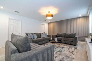Smart TV, offices