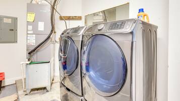 獨棟房屋 (4 Bedrooms) | 住宿內部