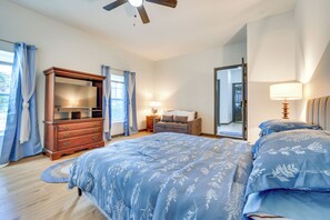 House (4 Bedrooms) | Interior - 7 Mi to Dtwn Jacksonville: Riverfront Home w/ Deck (Jacksonville)