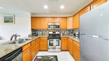 Apartment (1 Bedroom) | Interior