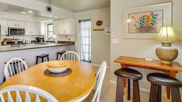 House (2 Bedrooms) | Bahagian dalam