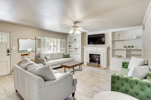 Half-mi to Campus! Lubbock Home w/ Fenced Yard