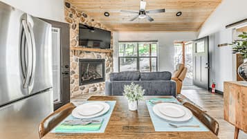 House (1 Bedroom) | Interior