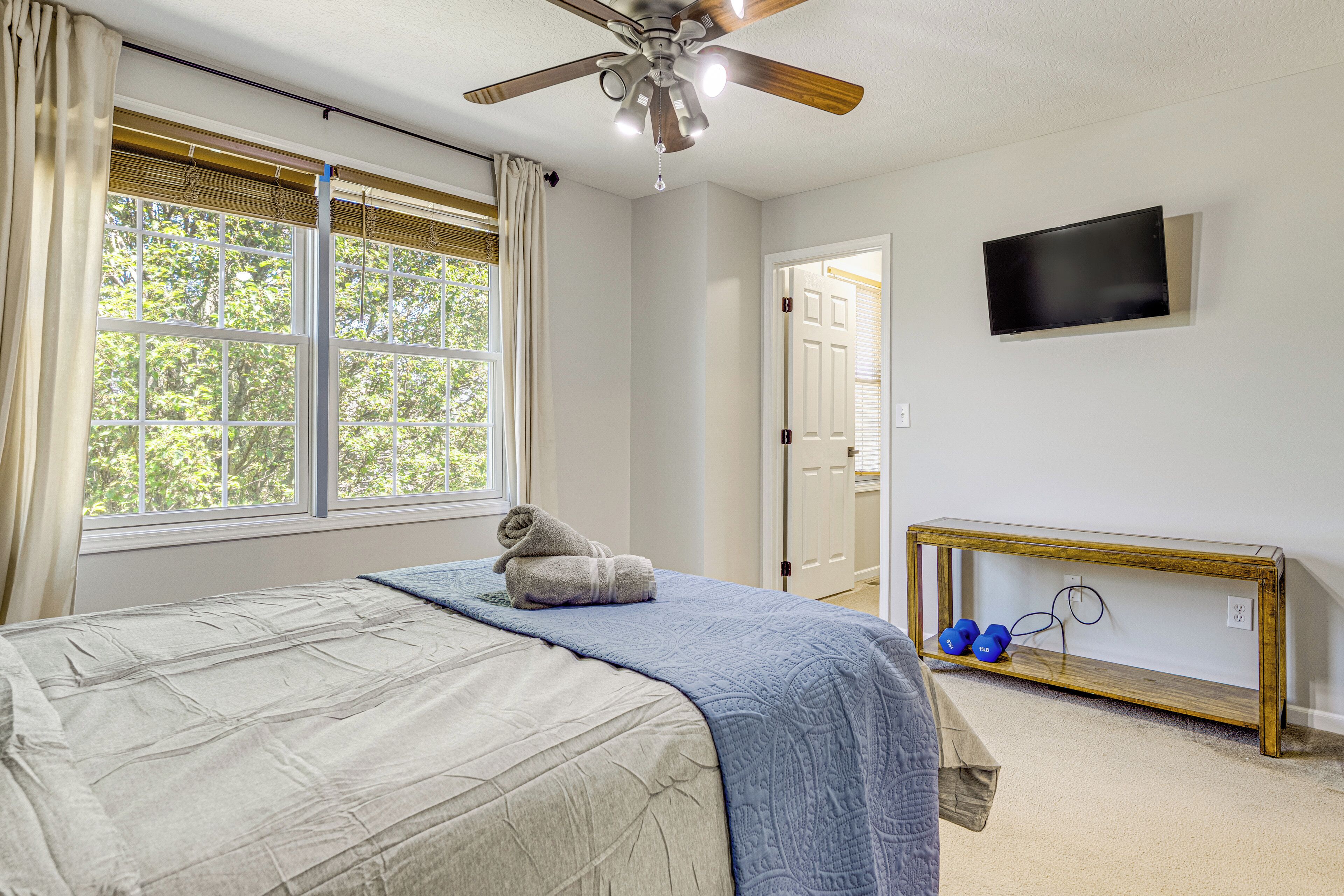 House (4 Bedrooms) | Interior