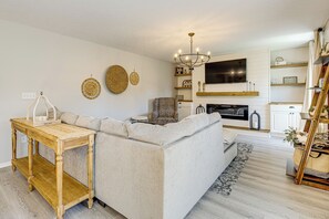 單棟房屋 (4 Bedrooms) | 內部