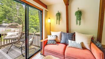 Apartment (1 Bedroom) | Interior