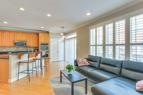 Work, Play & Explore DC Area: Herndon Haven!