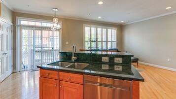 Apartment (3 Bedrooms) | Interior