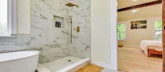 Blue Ridge Retreat on 10-acre Farm: Rural Reset!