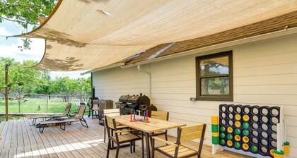 Blue Ridge Retreat on 10-acre Farm: Rural Reset!