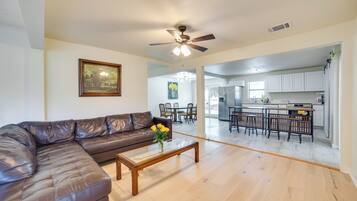 Cottage (3 Bedrooms) | Interior